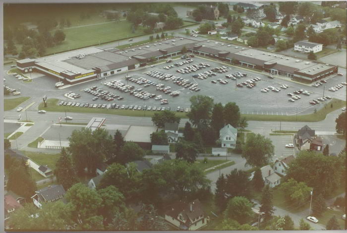 Midtown Mall - Foursquare Photos (newer photo)